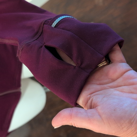 Victoria's Secret Mesh back workout jacket - Picture 4 of 6